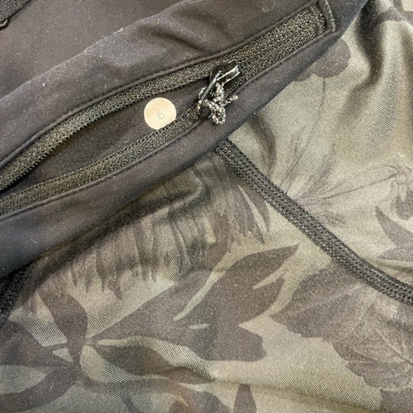 Lululemon Speed Tight Luxtreme Size 6 - Picture 8 of 9